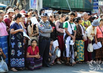Prisoners Released from Insein Prison on Independence Day