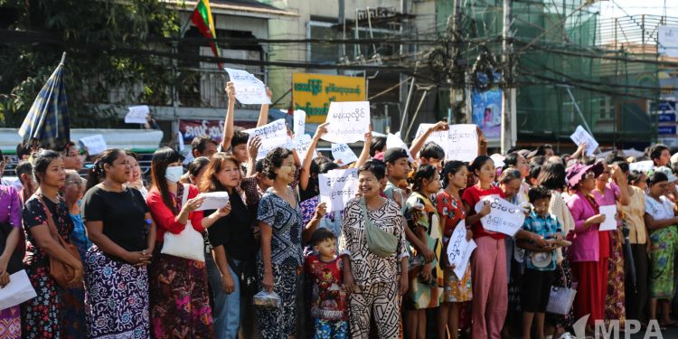 Few Political Prisoners Among Thousands Released in Myanmar Amnesty