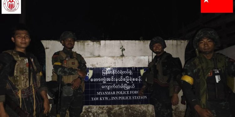 Myanmar junta rushes reinforcements to reclaim strategic highway town after rebel seizure