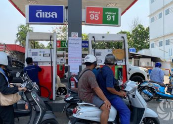 Myanmar Drivers Struggle as Thailand Limits Fuel Sales at Border