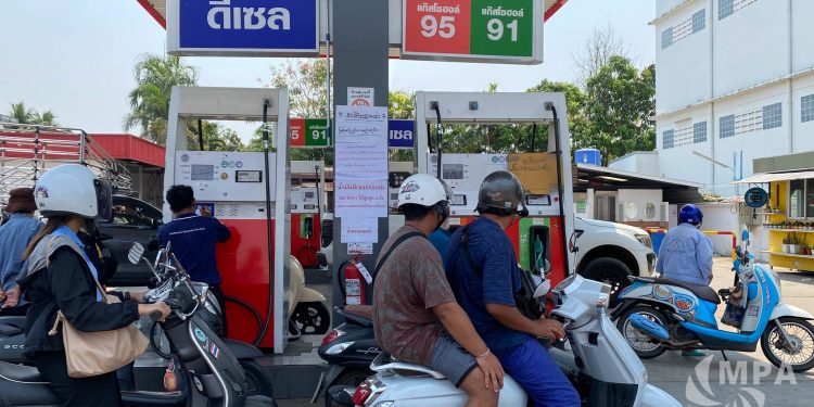 Myanmar Drivers Struggle as Thailand Limits Fuel Sales at Border