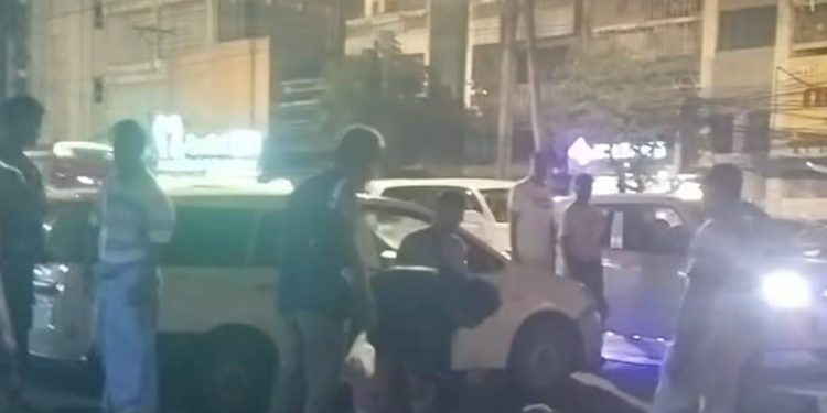 Yangon Residents Group Up to Arrest Fake Cop Attempting Forced Conscription