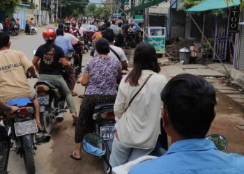 Fuel Crisis Returns Myanmar to Socialist-Era Queues as Global and Border Pressures Mount
