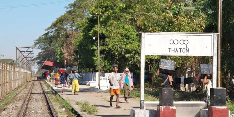 Myanmar Security Forces Accused of Kidnapping Youths for Ransom and Conscription