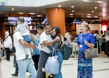 Myanmar Migrants in South Korea Warned of Growing Risk of Being Trapped at Home