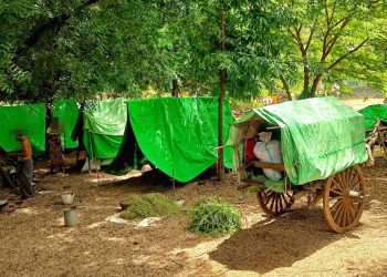30,000 Displaced as Myanmar Junta Torches Villages and Seals River Ports in Kani