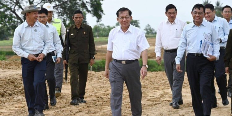 Myanmar Junta Chief Proposes “Greenhouse” Agro-Exports Despite Nationwide Power Grid Failure