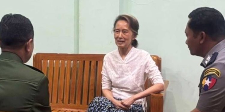 Pro-Junta Politician Claims Detained Aung San Suu Kyi Transferred to “Air-Conditioned” House Amid Heightened Security Fears